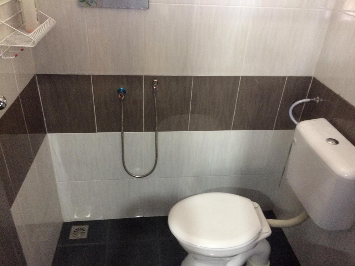 Roomstay Zulmi Arau Bagian luar foto