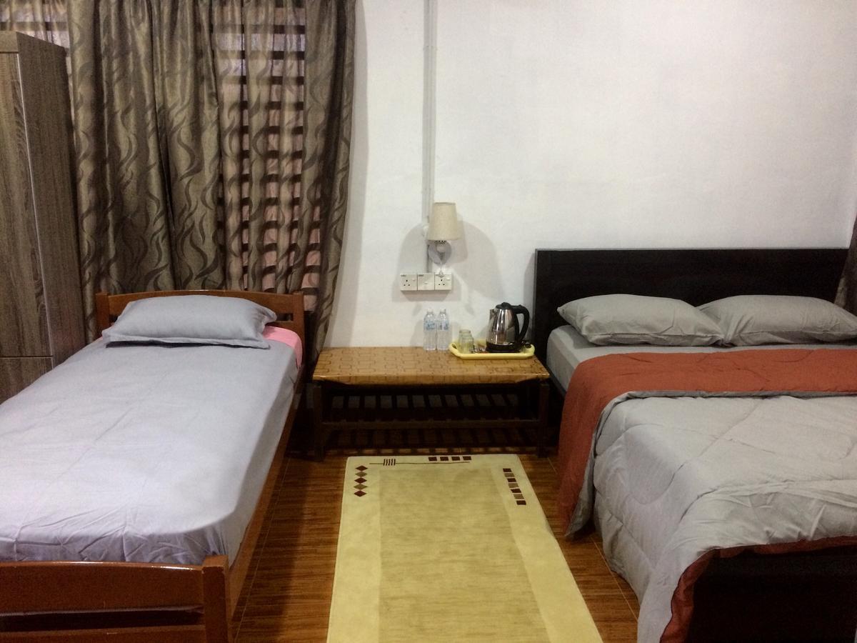 Roomstay Zulmi Arau Bagian luar foto